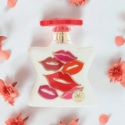 Bond No.9 Nolita perfume fragrance samples in 1ml, 2ml, and 5ml sizes, offering a luxurious and versatile scent experience.