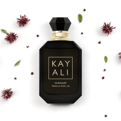 Oudgasm Vanilla by Kayali Pperfume fragrance samples in 1ml, 2ml, and 5ml sizes, offering a luxurious and versatile scent experience.