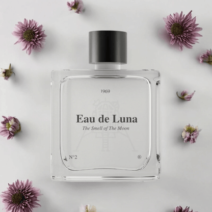 The Smell of the Moon by Eau De Spaceperfume fragrance samples in 1ml, 2ml, and 5ml sizes, offering a luxurious and versatile scent experience.
